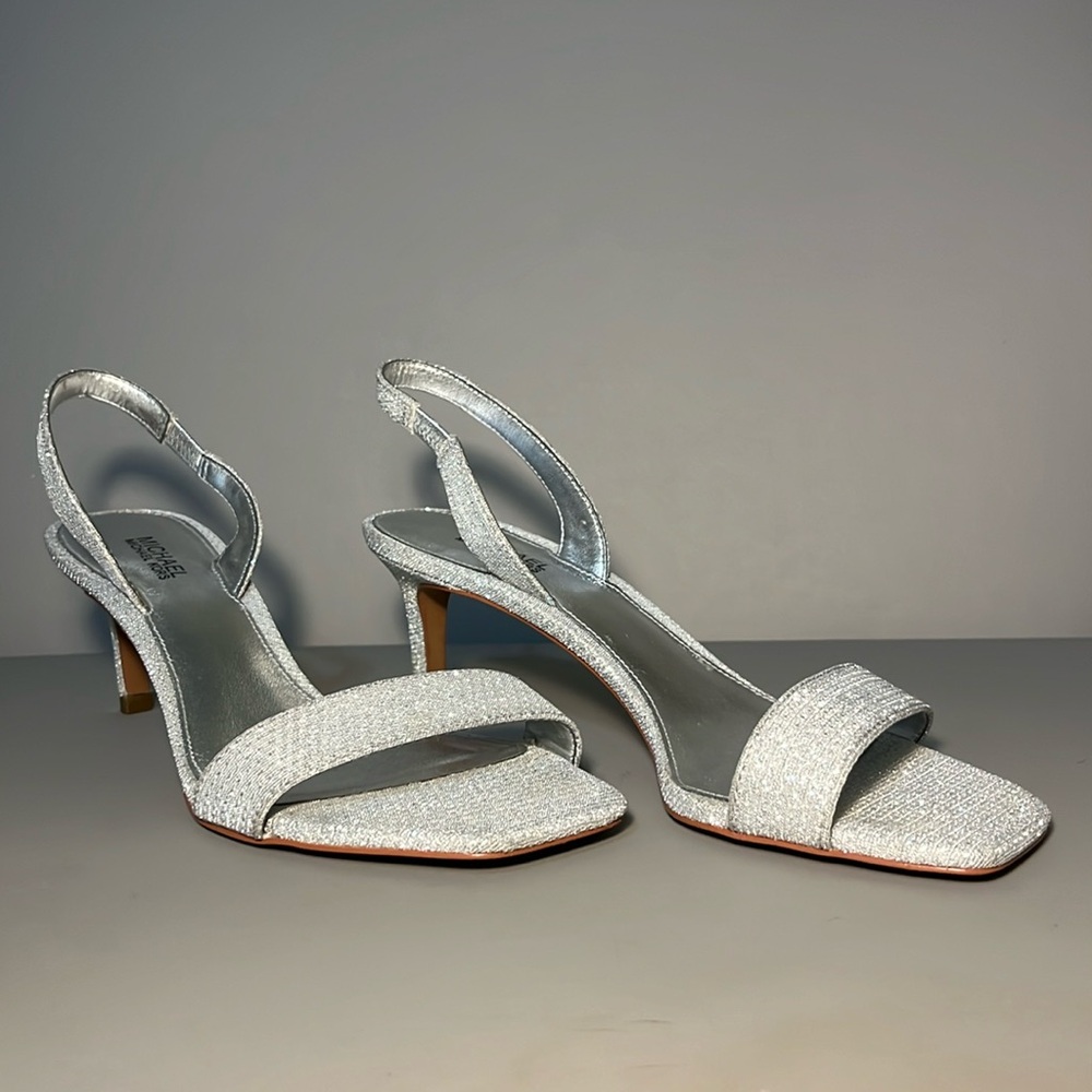 MICHAEL Michael Kors Womens Mila Faux Leather Slingback Heel Sandals